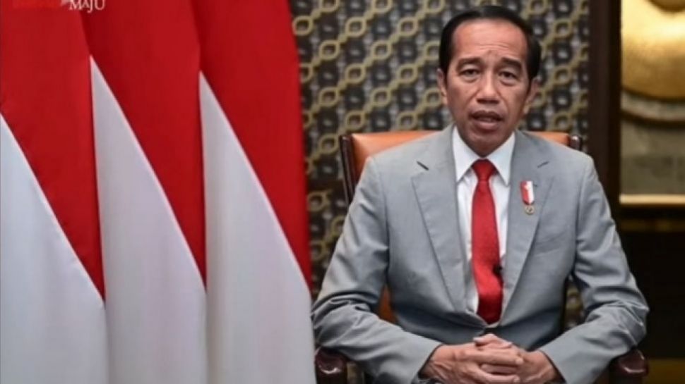 Hoaks! Beredar Breaking News Klaim Jokowi Laporkan Langsung Rocky Gerung Terkait Kasus Penghinaan Presiden