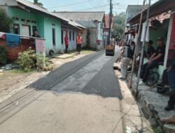 Pembangunan Jalan Hotmik Tahap Dua Desa Leweungkolot Lewat Bantuan Keuangan Infrastuktur Dongkrak Perekonomian Warga