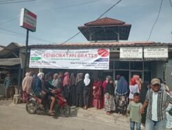 Tasyakuran Keluarga Dr Fadhlan Gelar Pengobatan Gratis di Desa Pamijahan,Ratusan Warga Antusias